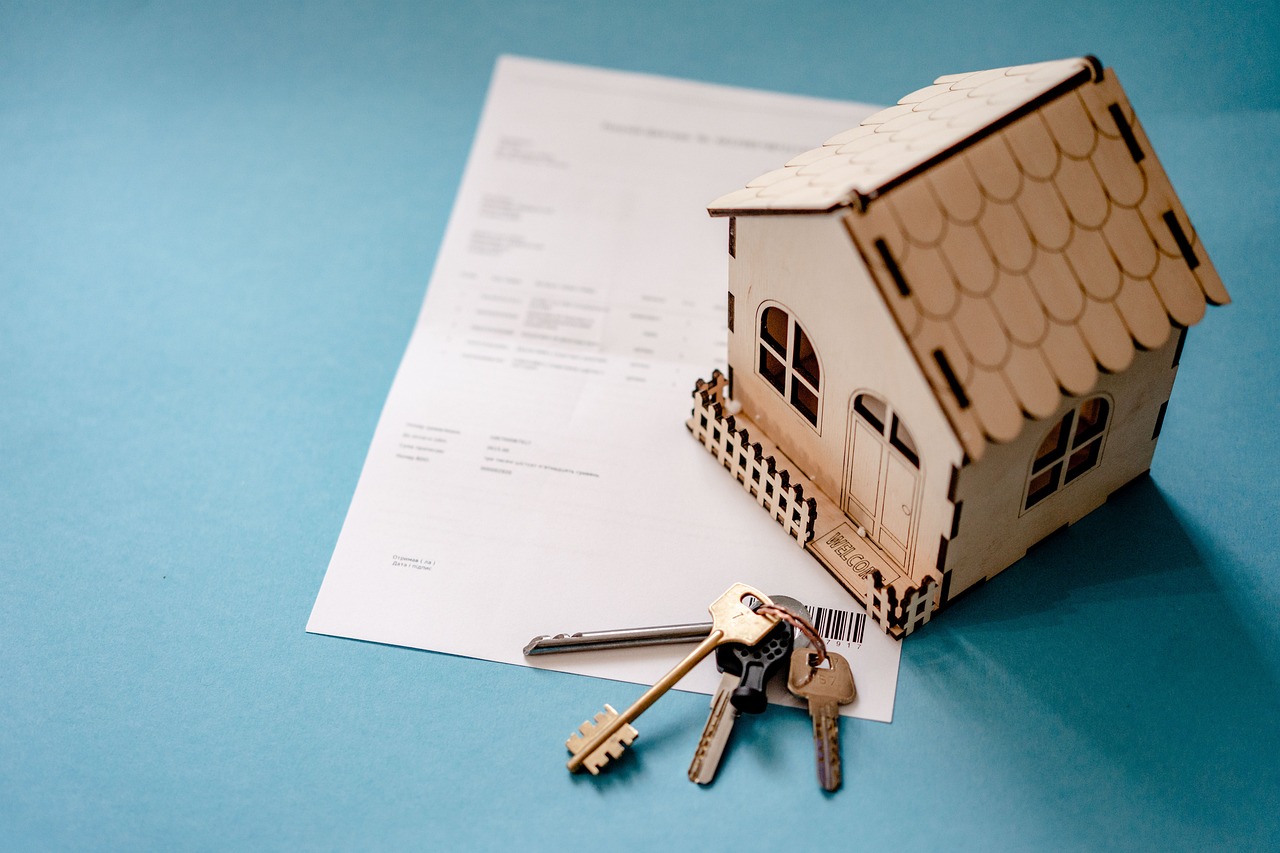 Keys & Paperwork